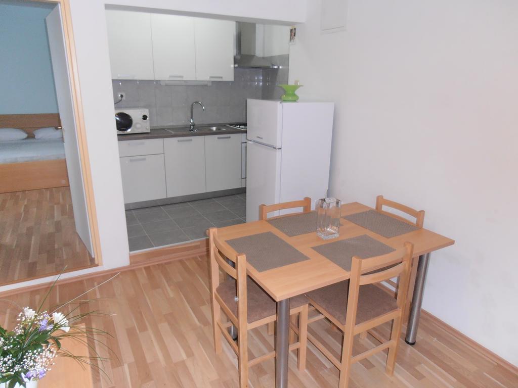 Sime 23 Apartament *